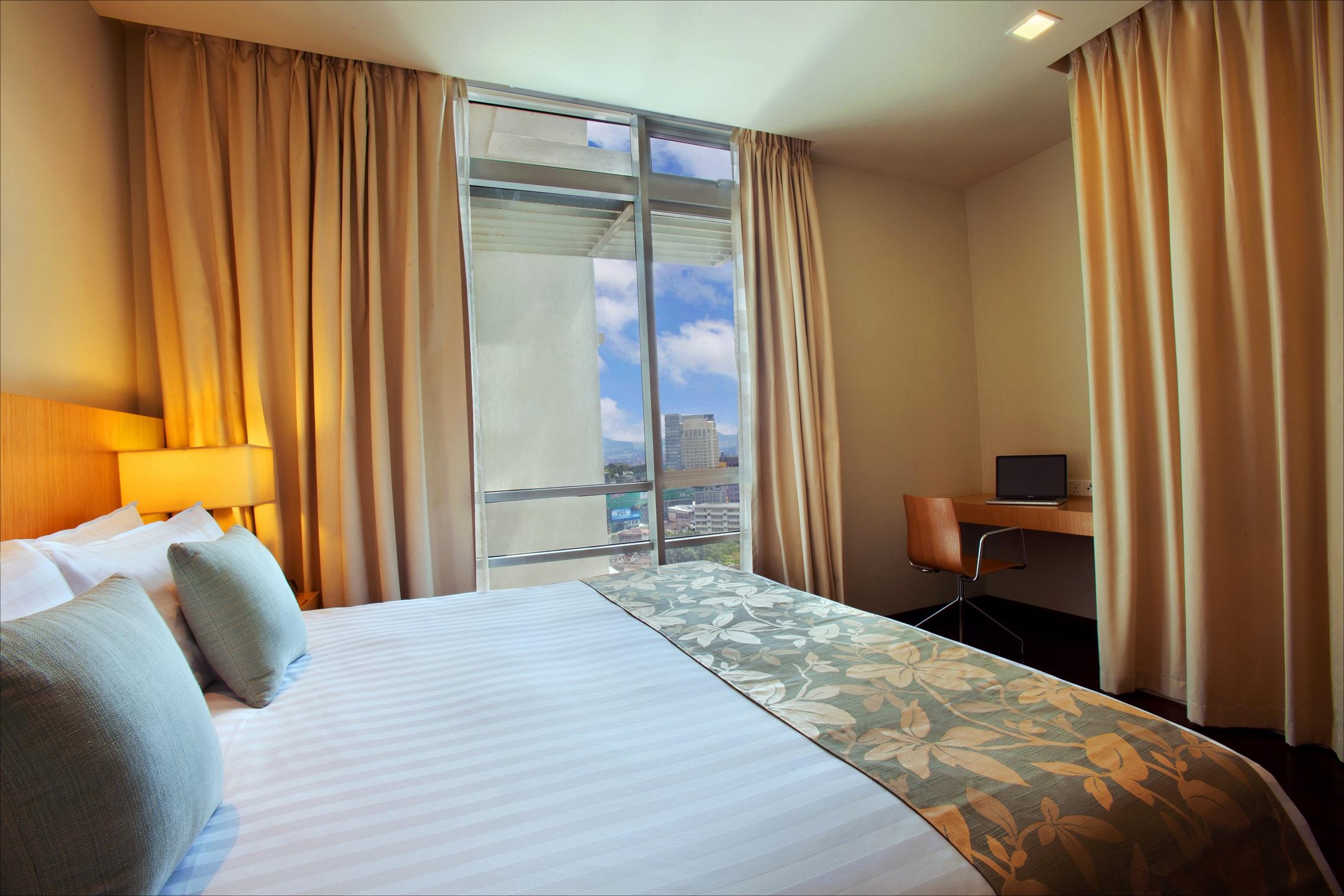 Parkroyal Serviced Hotel